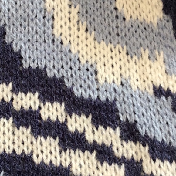 Spring sweater - Picture 10 of 10